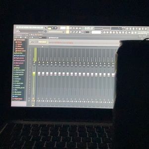 Meet your Posher, Ernesto